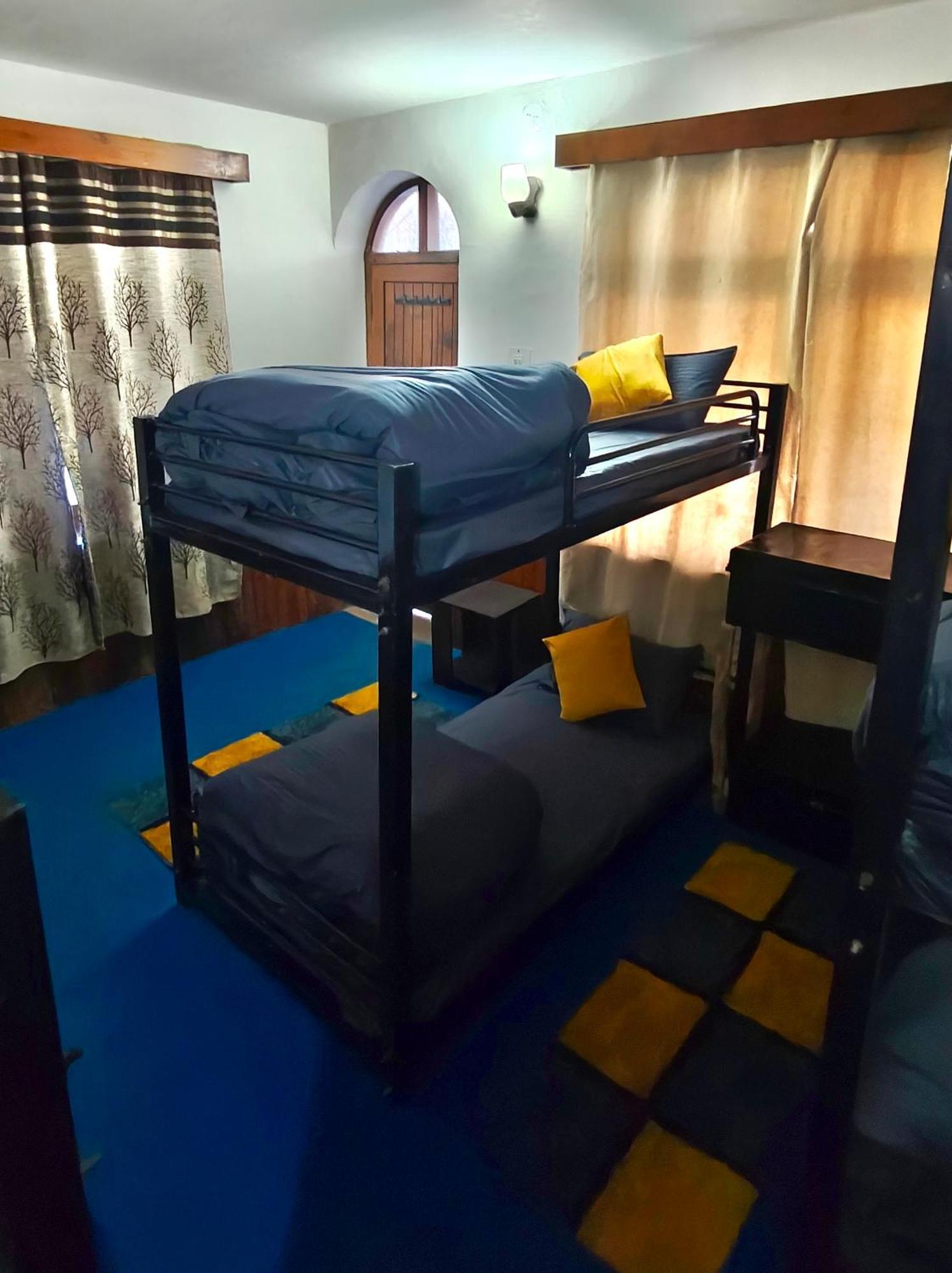 Basecamp Manali Hostel Kamer foto